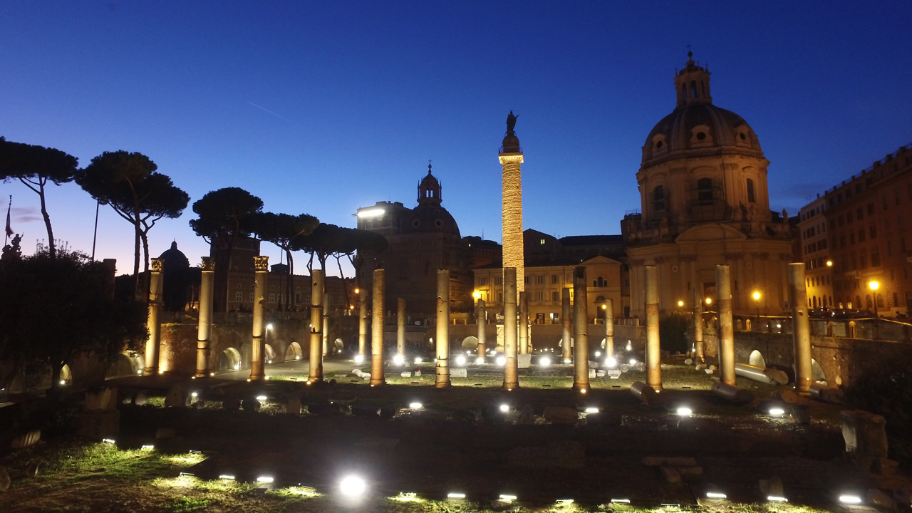 Rome at Night Tour - TRAJAN'S FORUM  (RomeCabs Rome Tours)