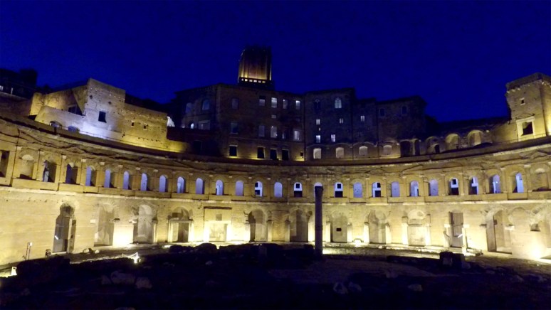 Rome at Night Tour - TRAJAN'S MARKET (RomeCabs Rome Tours)
